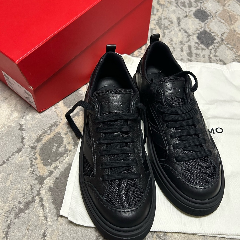 New Salvatore Ferragamo Cassina MI Crosta Nero Men Fashion Sneakers Black